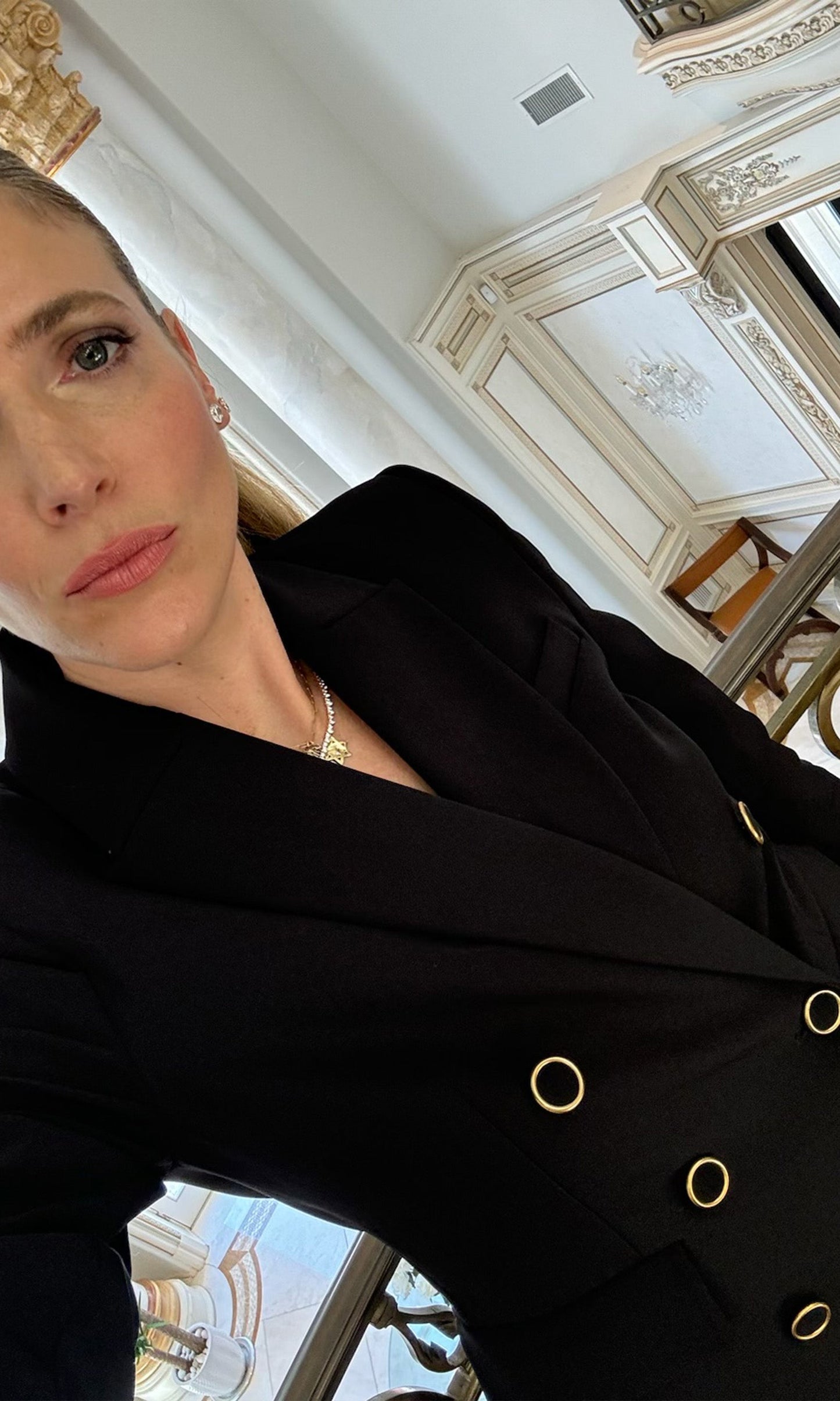 Arielle Crepe Blazer