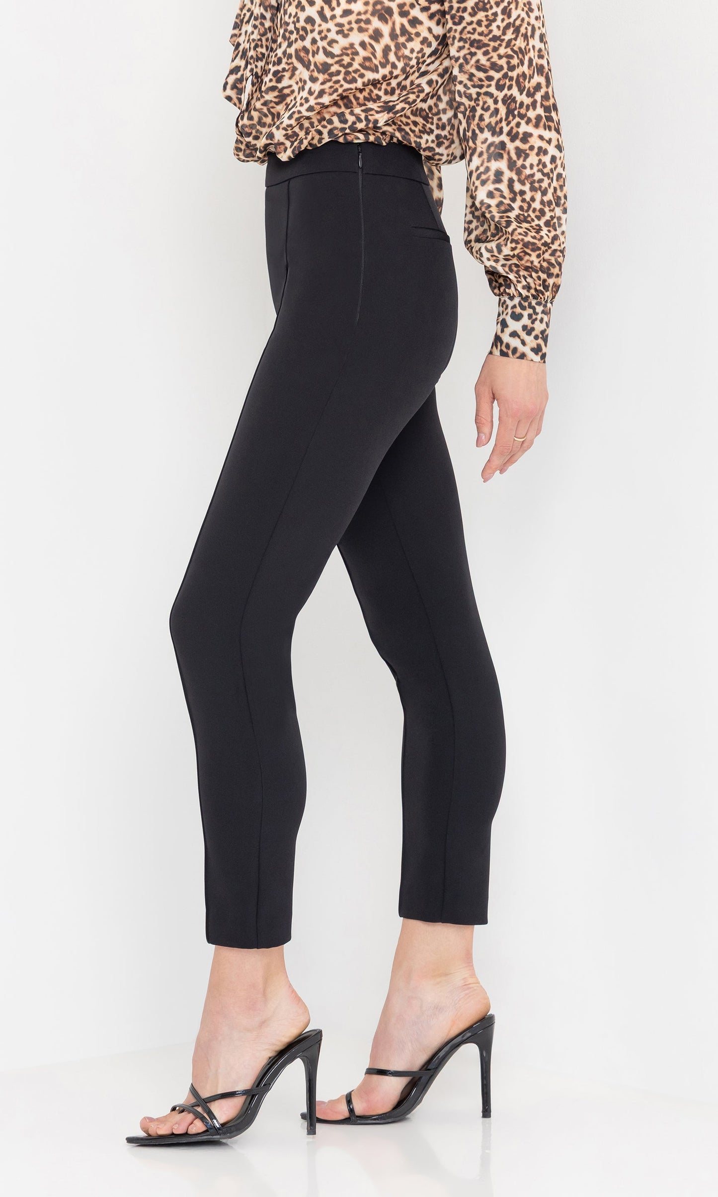 Lonny Crepe Pants