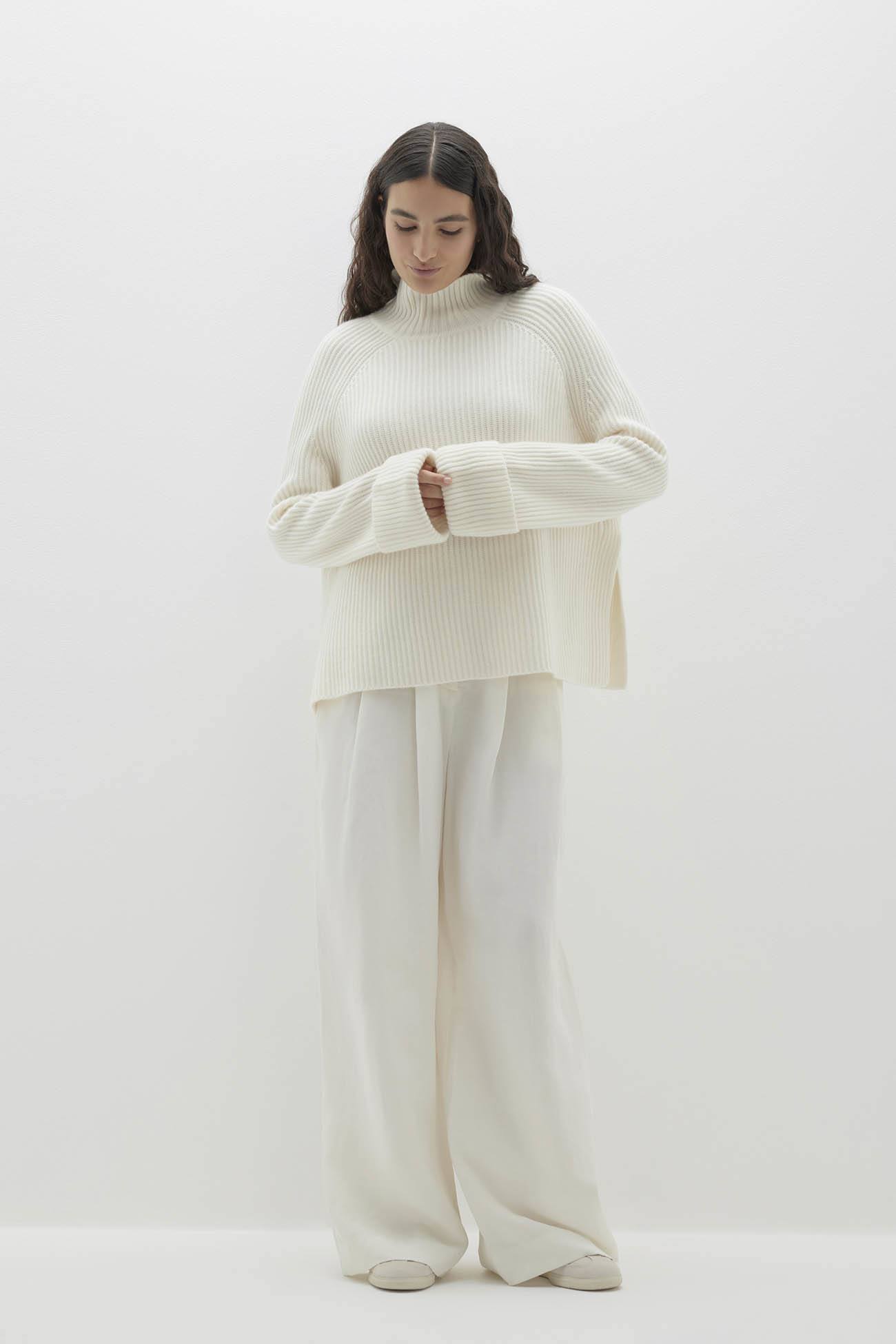 ISABELLA CASHMERE TURTLENECK