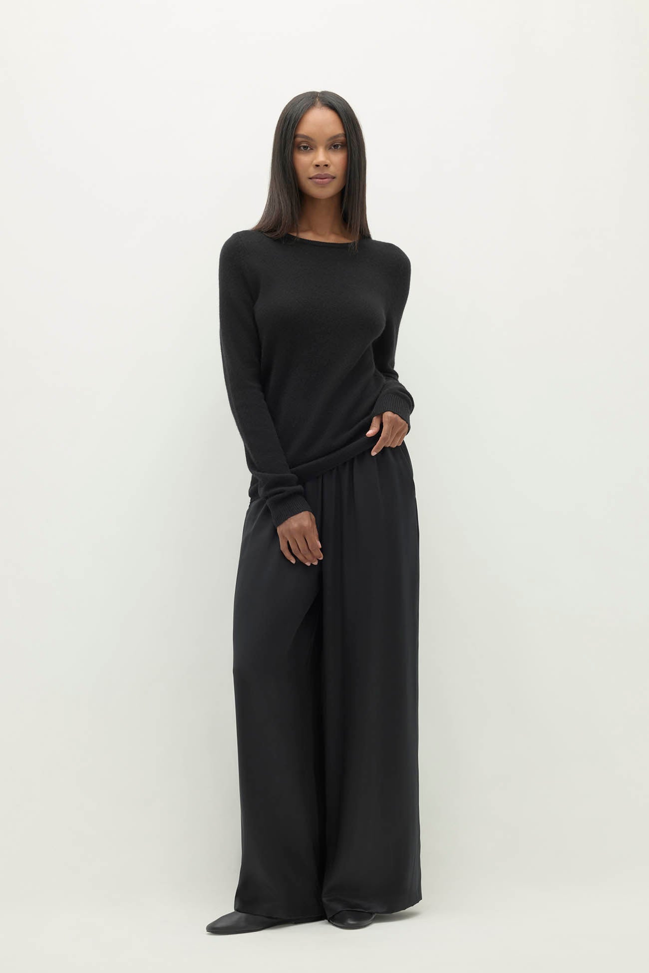 ADDY CREWNECK CASHMERE SWEATER