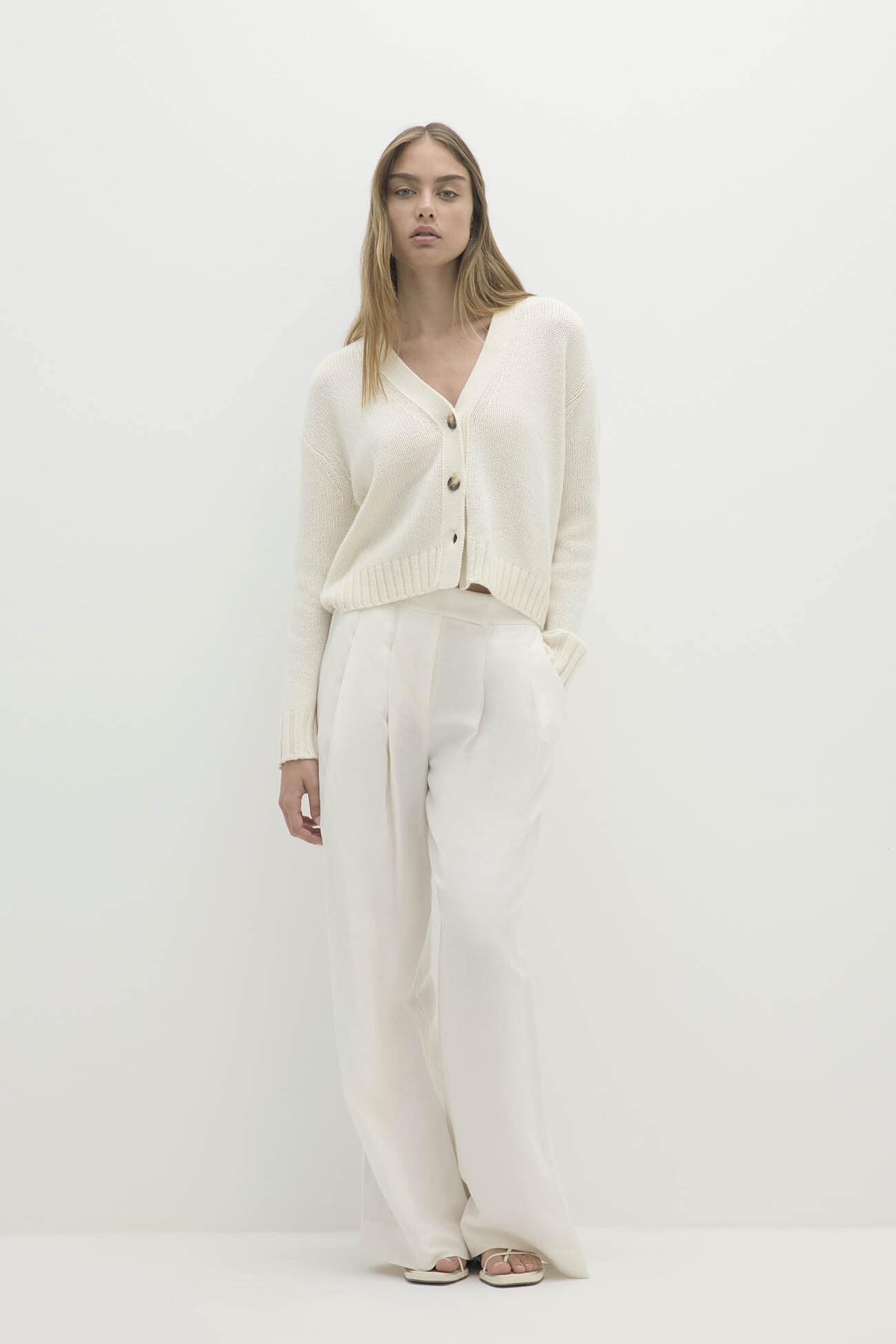 GENEVIEVE ORGANIC CASHMERE BLEND CARDIGAN