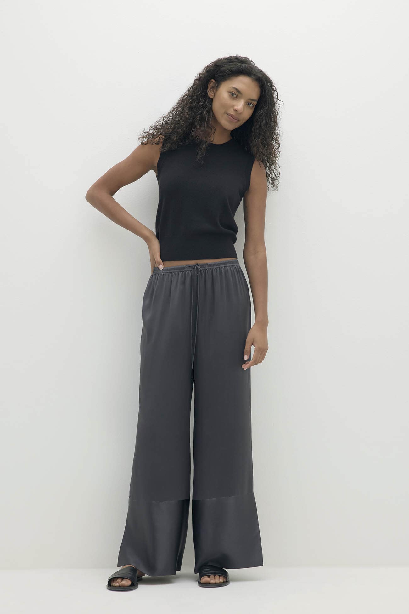 SYLVIE CASHMERE SWEATER VEST