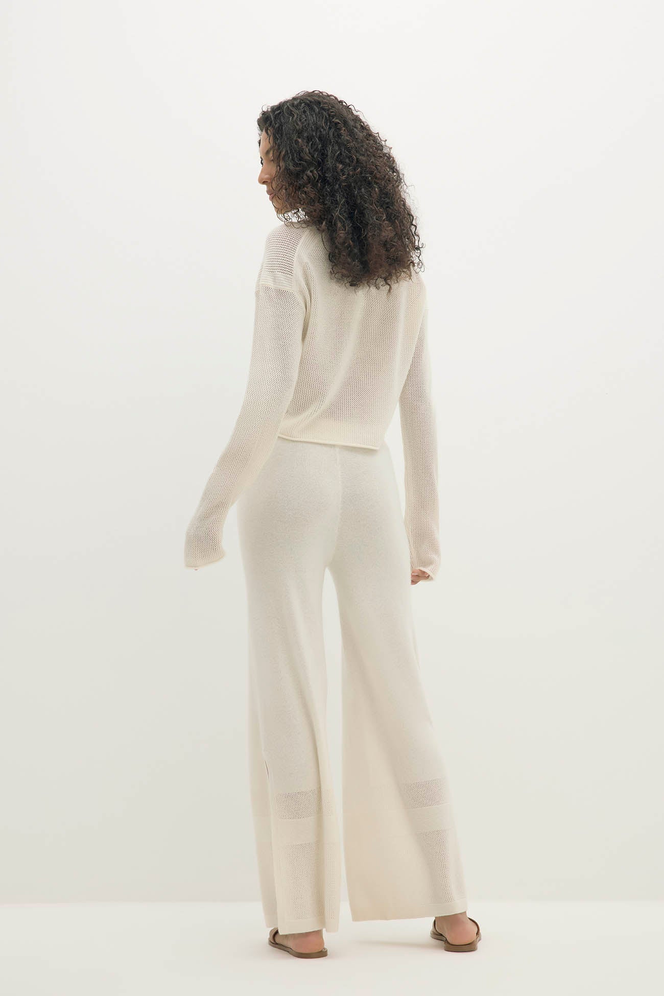 POPPIE CROPPED CASHMERE CREWNECK SWEATER