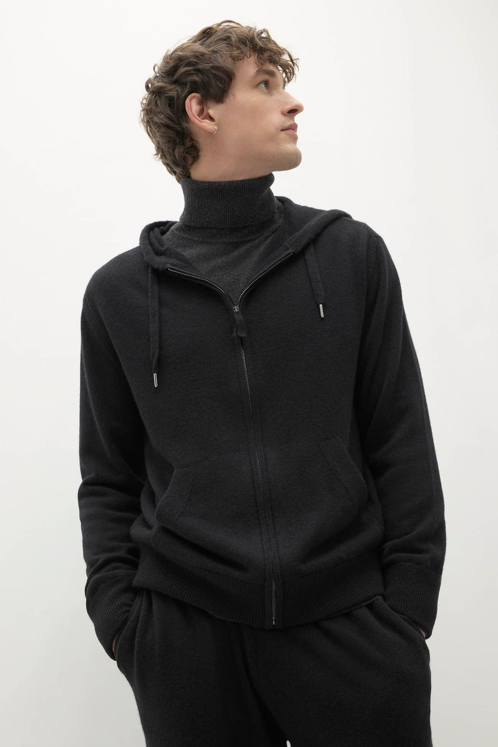 KAYDEN ZIP-UP HOODIE