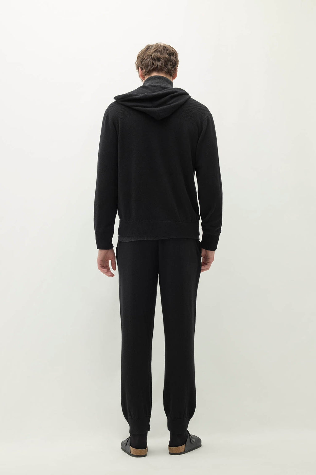 KAYDEN ZIP-UP HOODIE