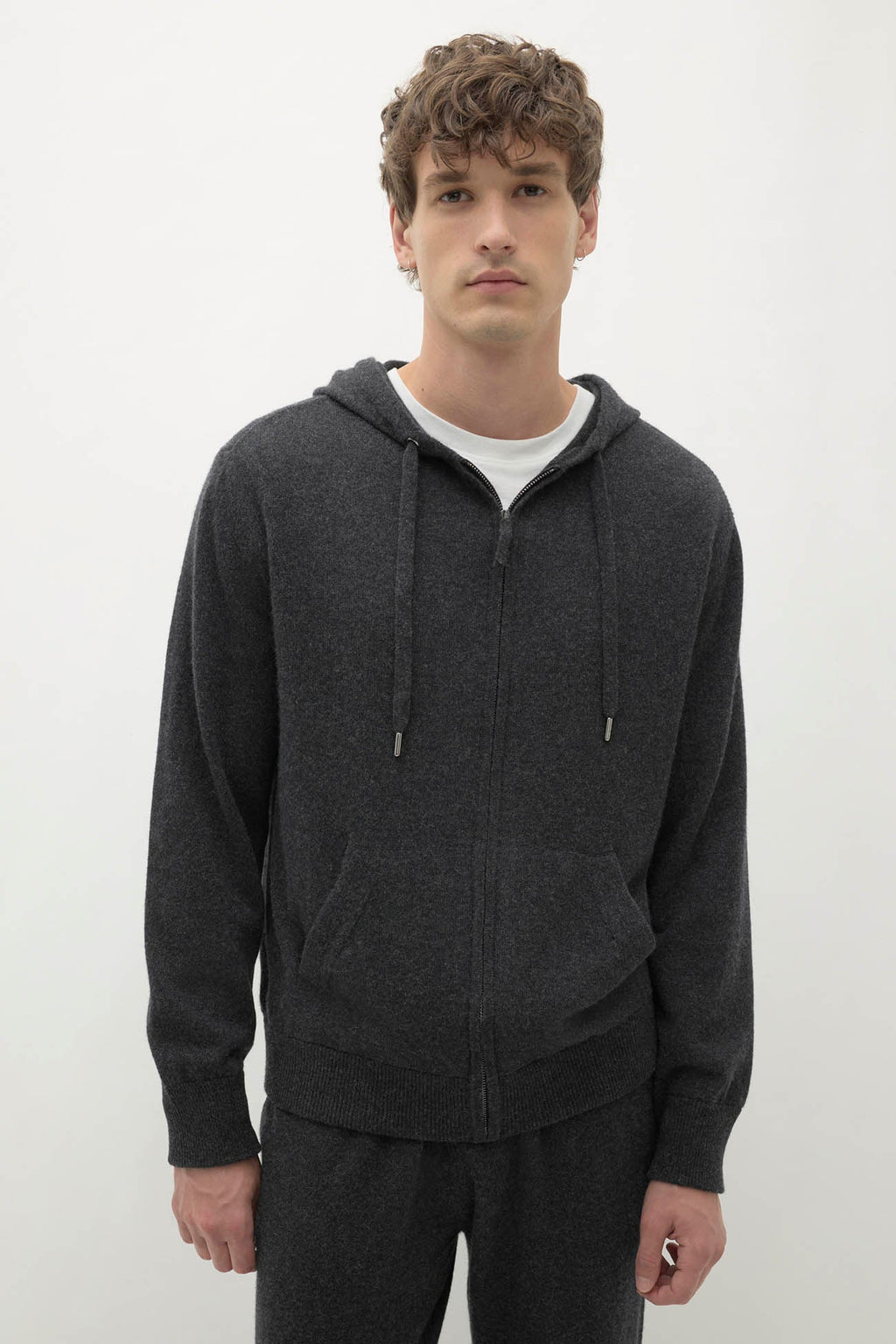 KAYDEN ZIP-UP HOODIE