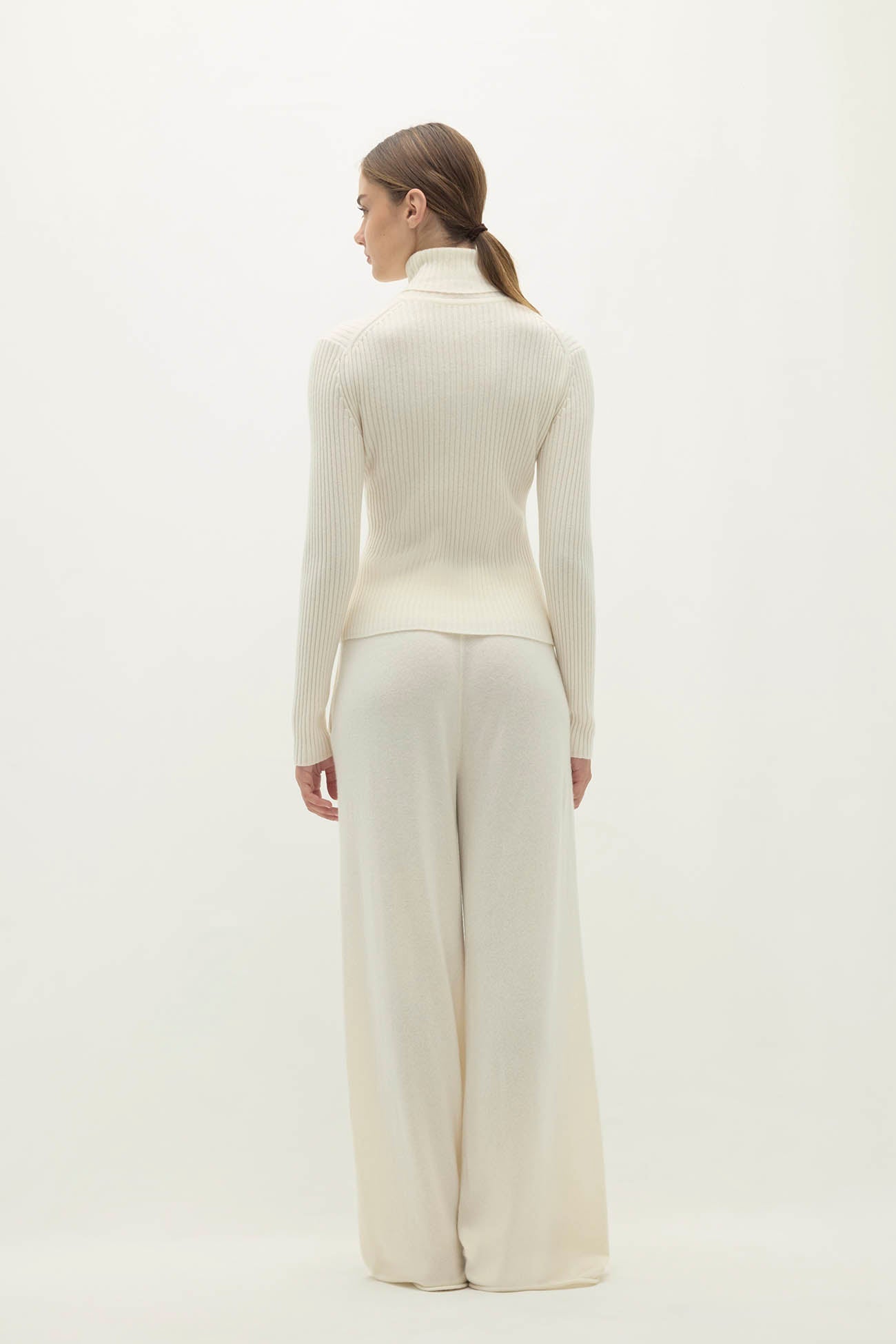 HELLY RIBBED TURTLENECK