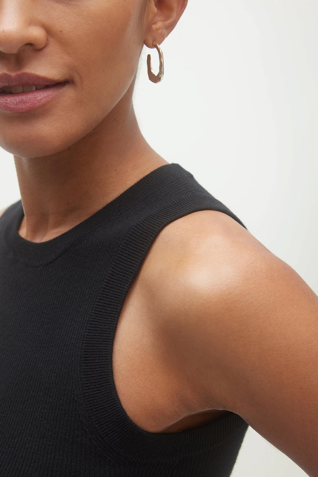 ALESSIA CREWNECK TANK