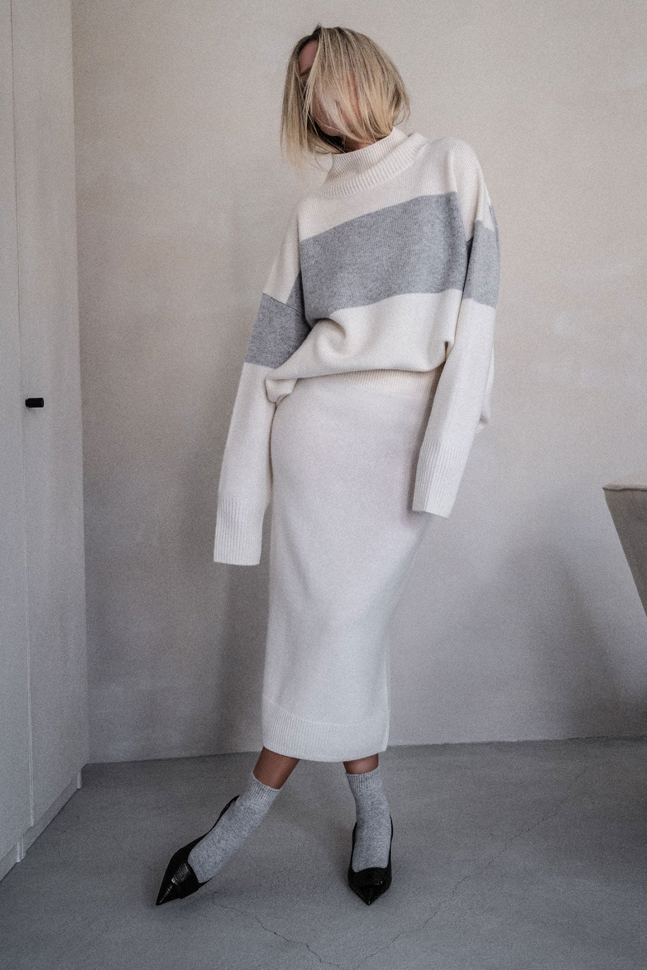 AGATHA STRIPED CASHMERE TURTLENECK SWEATER