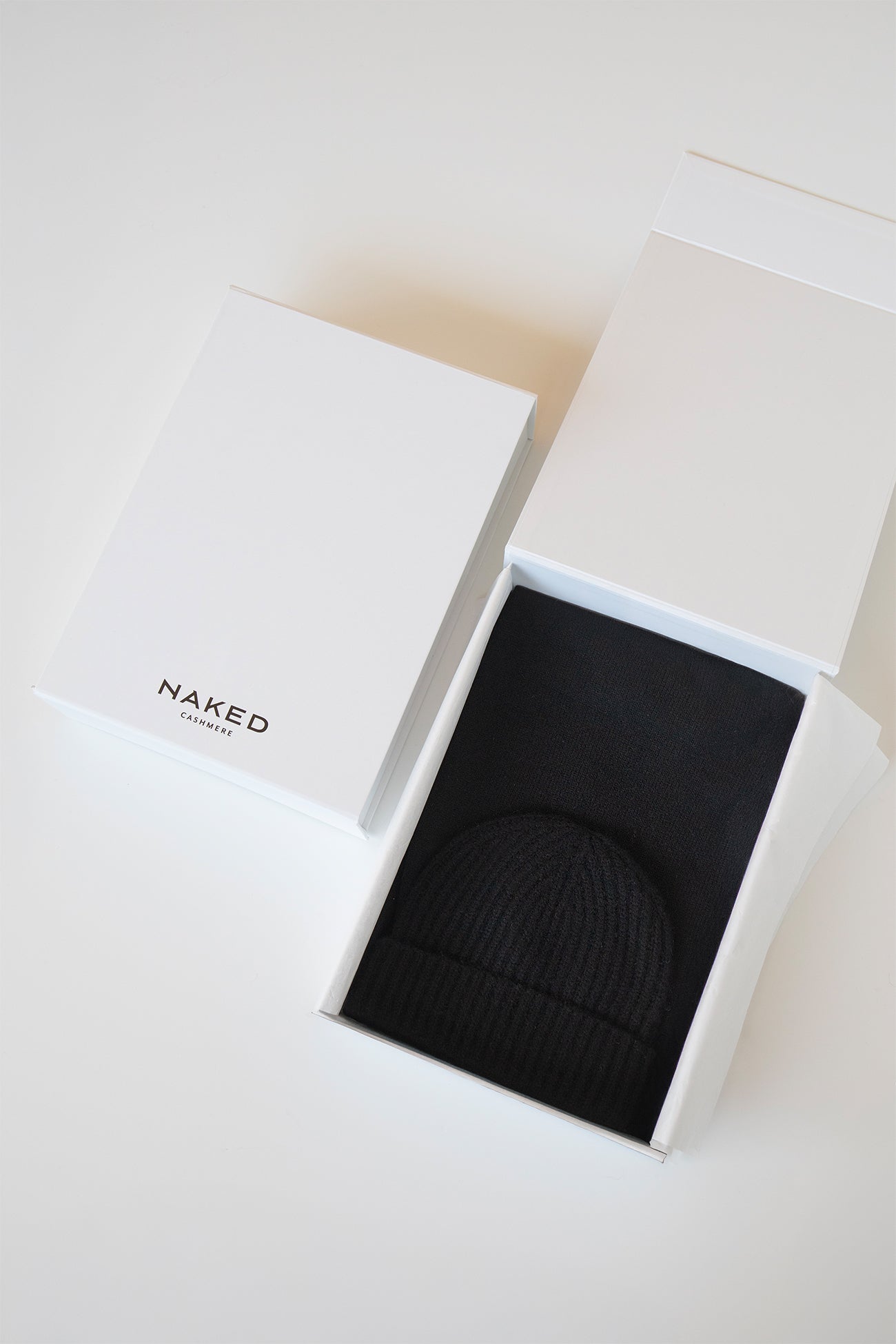 CASHMERE BEANIE & SCARF SET