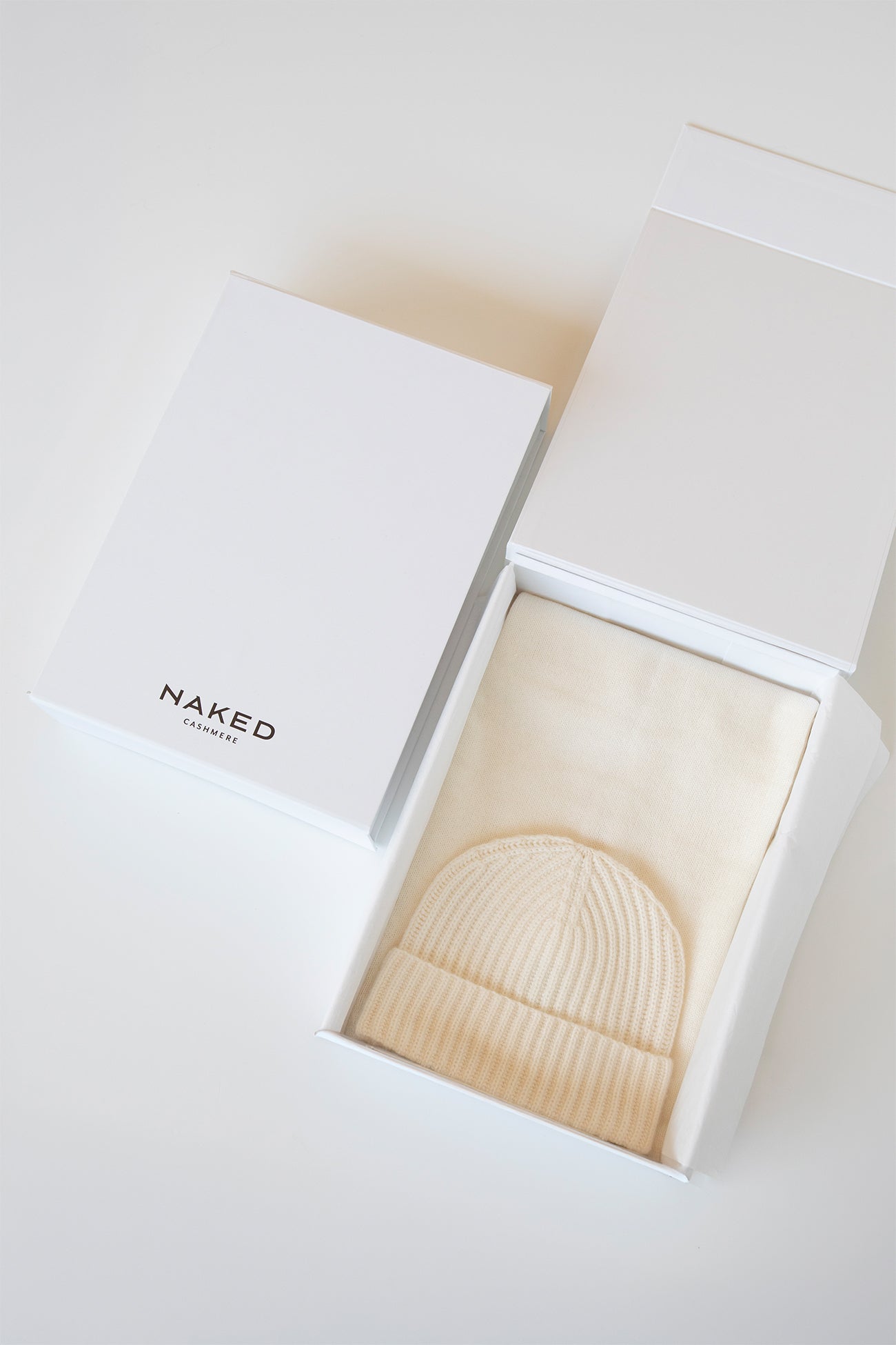 CASHMERE BEANIE & SCARF SET