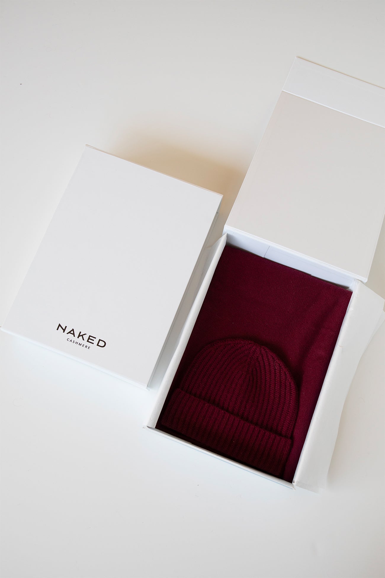 CASHMERE BEANIE & SCARF SET